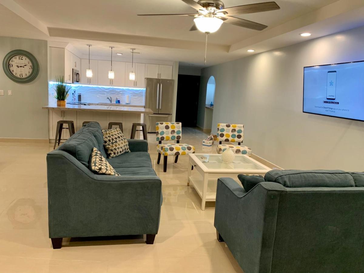 Beachfront Condo W Pools Steps To Beach & Mins To Dt Росарито Екстериор снимка